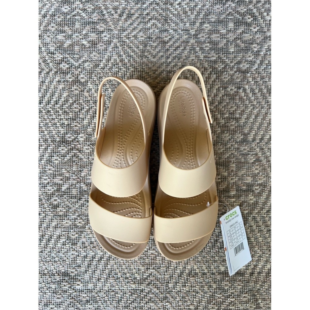 NWT Crocs Brooklyn Low Wedge Sandals Nude Beige Womens Size 8 - Picture 3 of 5